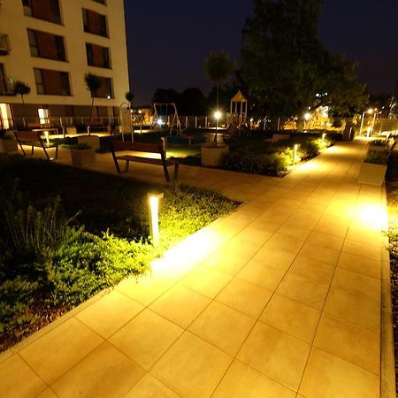 Lodz Fabryczna Apartament Eksteriør billede